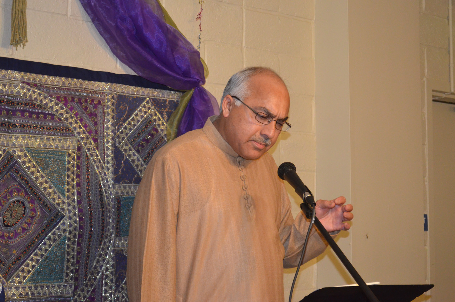 Pak Am Culture 4-28-2012 Asif Haq